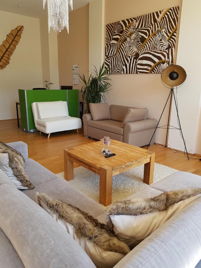 Tillyhome Nürnberg Exteriör bild